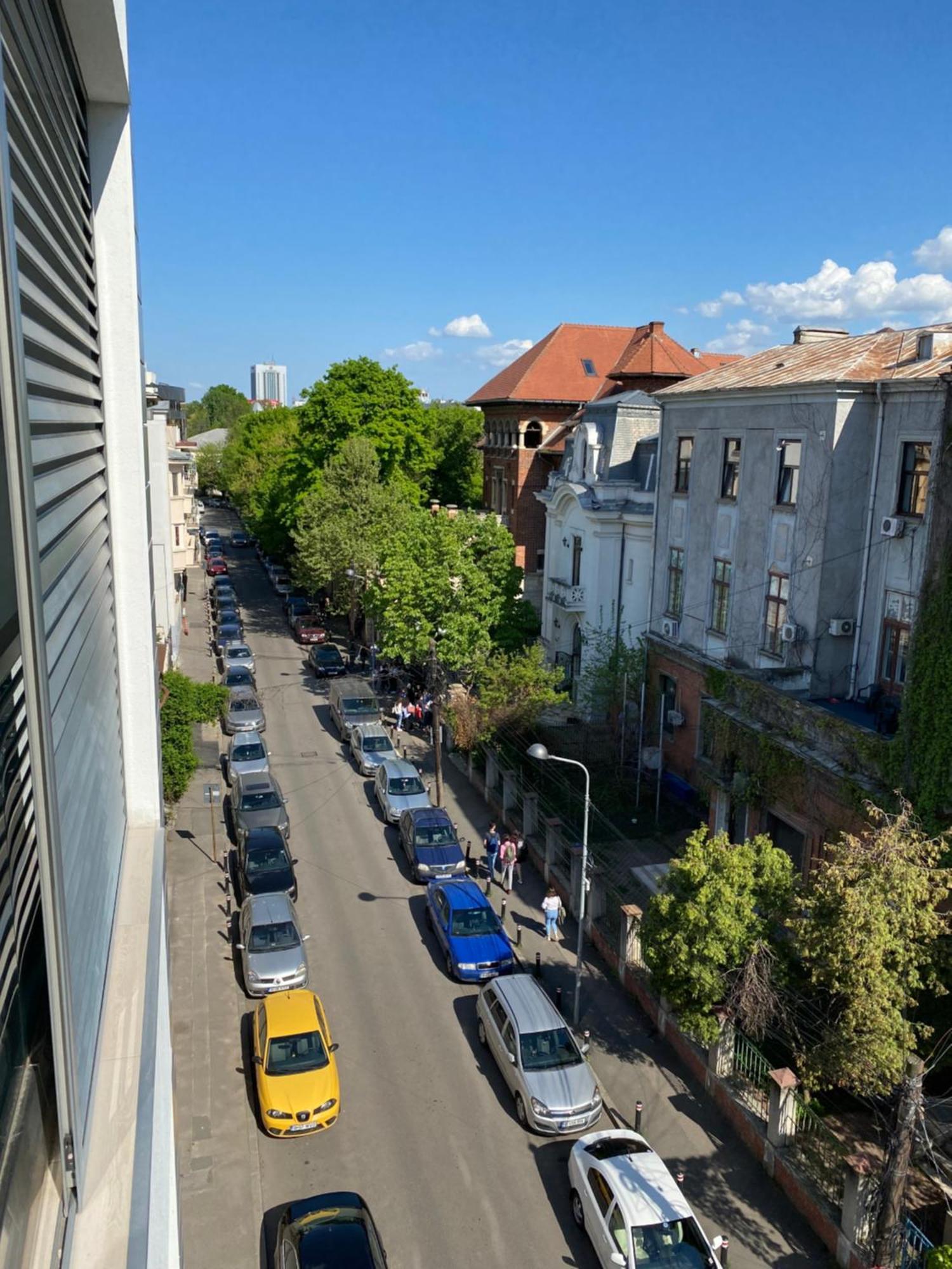 Urbanstay Suites - Prime Location Designer Suite Bukares Bagian luar foto