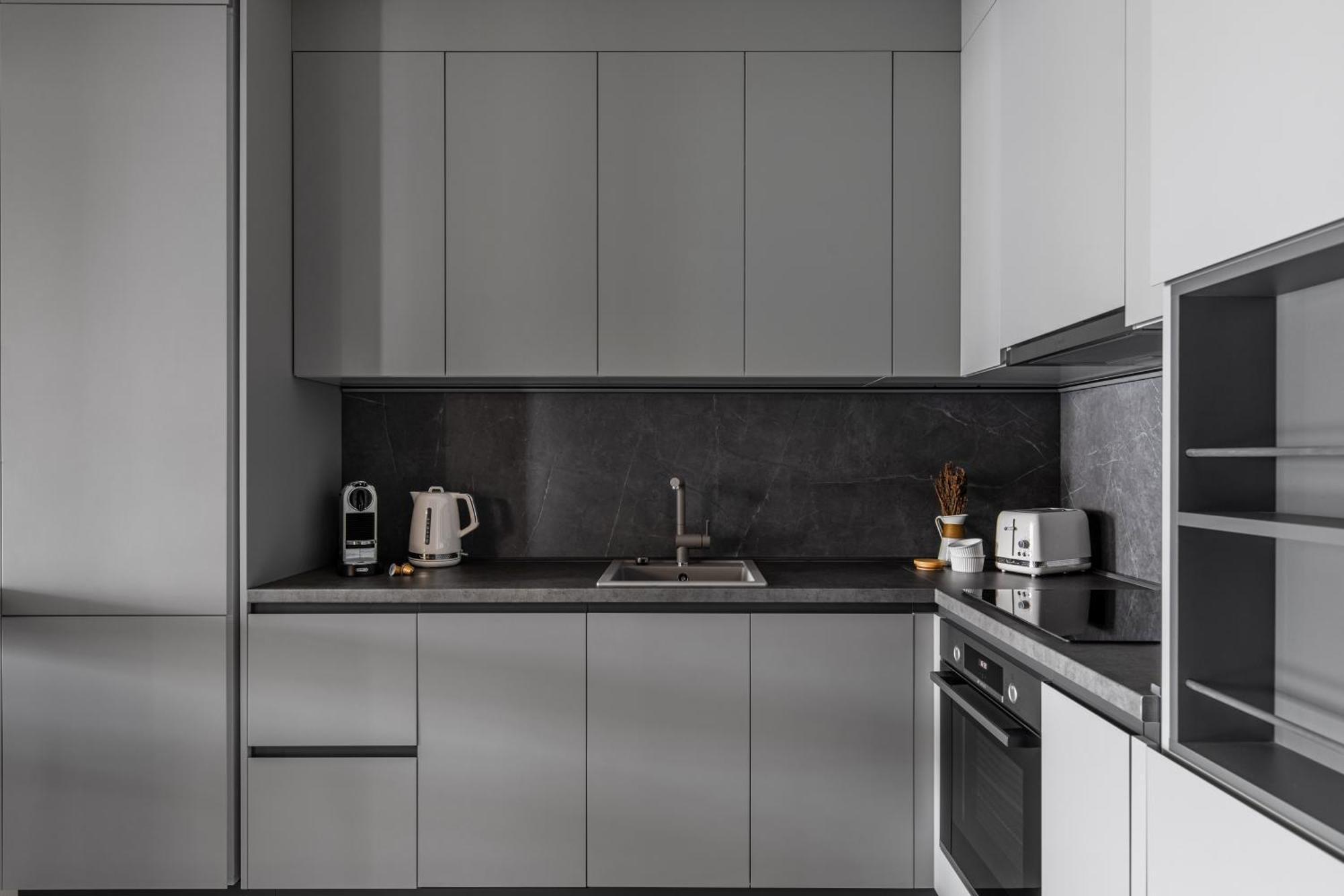 Urbanstay Suites - Prime Location Designer Suite Bukares Bagian luar foto