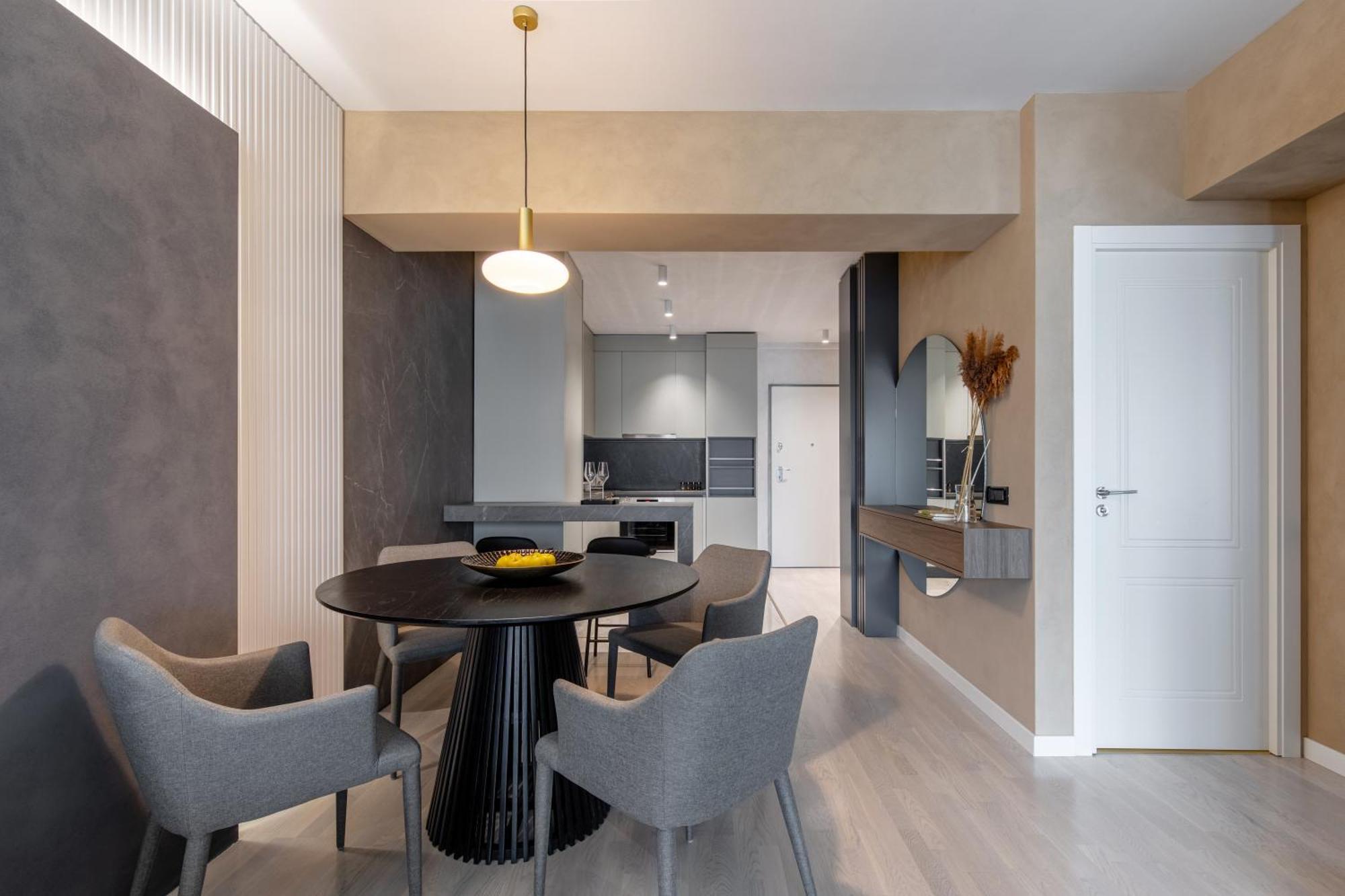 Urbanstay Suites - Prime Location Designer Suite Bukares Bagian luar foto